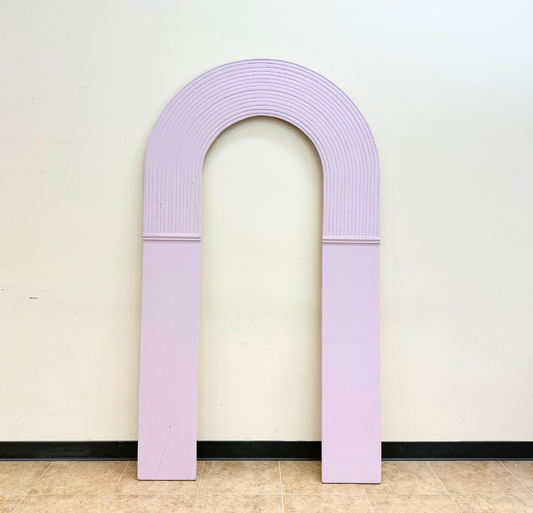 Rent Arch Open panel with lines design