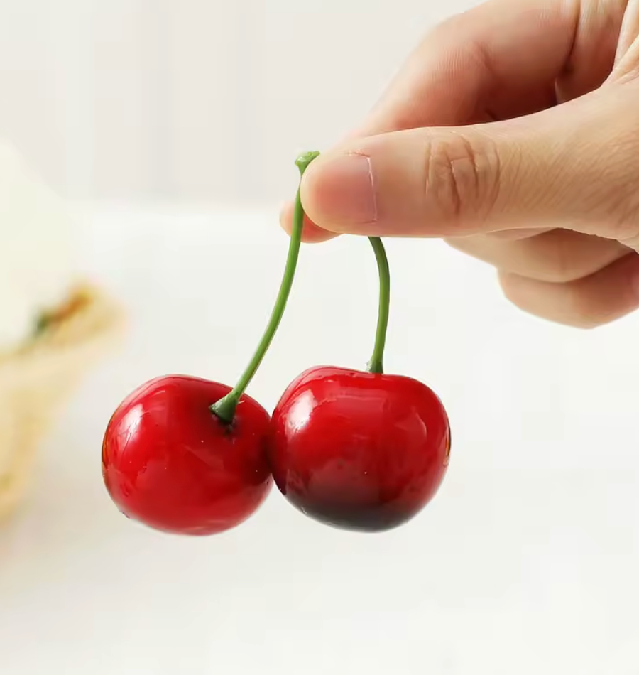 cherry topper  1ct
